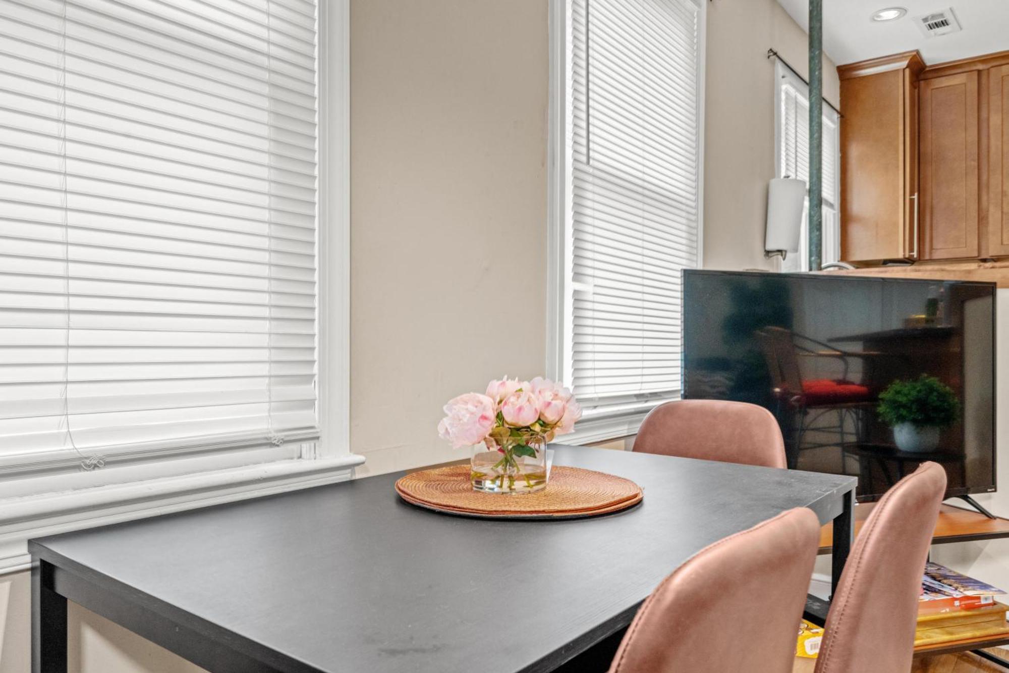 2 Bed Townhouse: Minutes From Dca-National Airport Βίλα Alexandria Εξωτερικό φωτογραφία